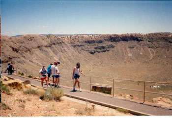 meteor.crater.in.arizona.jpg